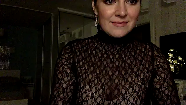 Ivoryne 现场XXX聊天