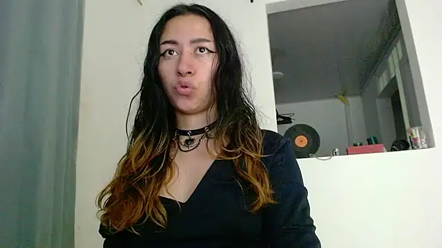 Maam_Ine's Live XXX Chat