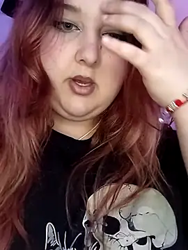 _-FOXYY-_'s Live XXX Chat