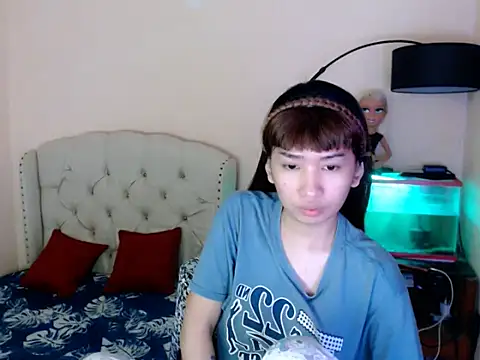 ShantalFoxxy_'s Webcam Show