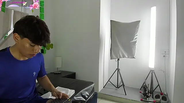 Show de Angel_Lux na webcam