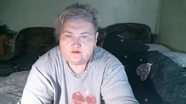 Lana555 即時 XXX 聊天