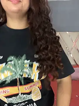 lana_rousse01 Adlı Modelin Canlı XXX Sohbeti