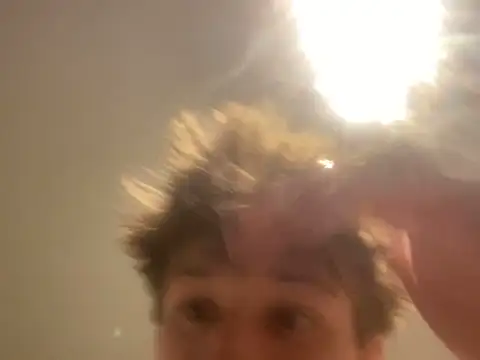 yourwhiteboy1's Live XXX Chat