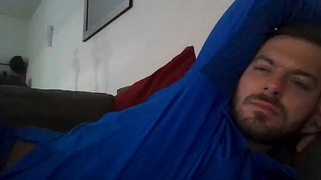 Chatroom XXX en direct de THE_CHEEKY_ALPHA