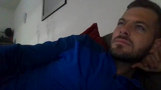 THE_CHEEKY_ALPHA 即時 XXX 聊天