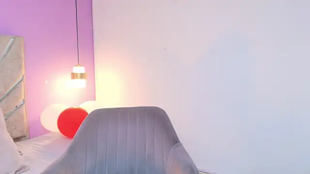 Zamira_Taylor's Live XXX Chat