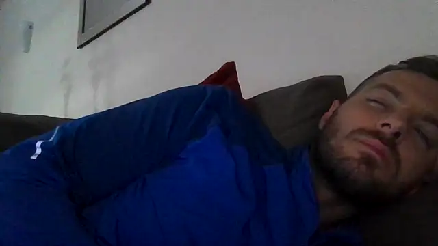 Pokazy przed kamerką – THE_CHEEKY_ALPHA