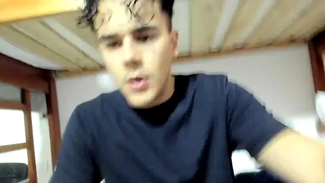 Živý XXX chat RedNDizzy