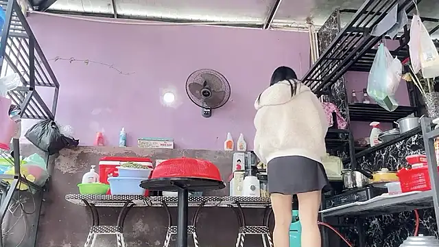 دردشة LinhChi_9x الجنسية المباشرة