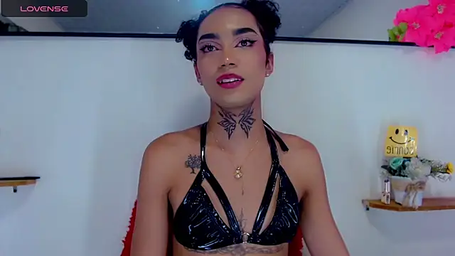 Chat +18 de Darianna_Atehortua ao vivo