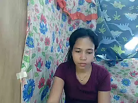 PinaySkinnyGirln Live XXX chat