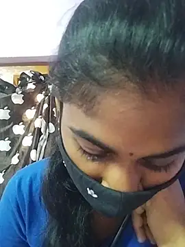 Tamil_Hot_RoyalQueen Pertunjukan Webcam