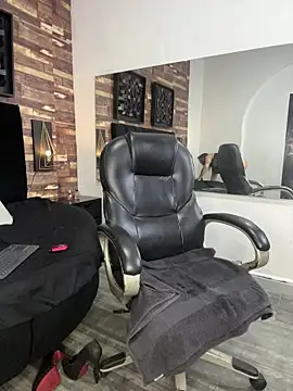 Chat +18 de kendra_leroy ao vivo