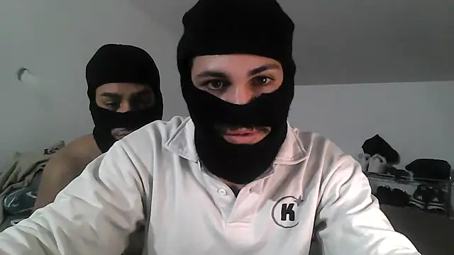 Chat +18 de ptcasalprive ao vivo