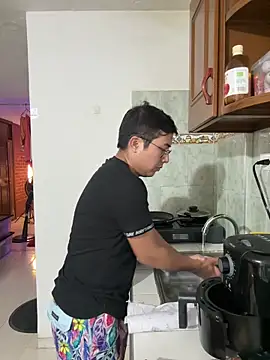 Chat XXX en directo de andrewmhilton_