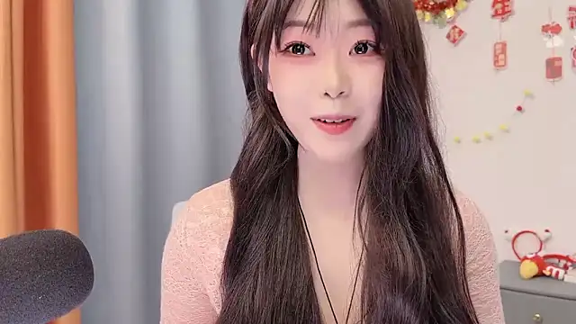 smalldaisy Adlı Modelin Canlı XXX Sohbeti