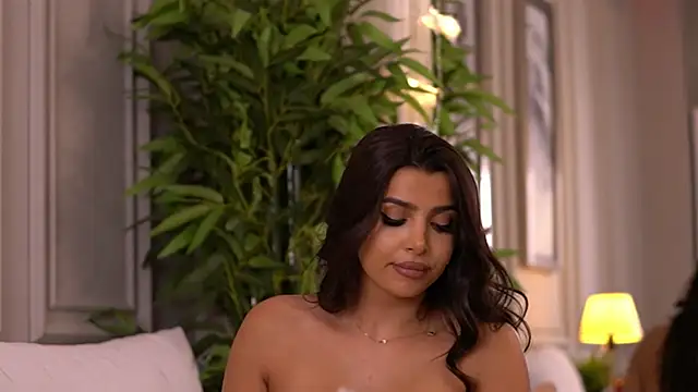 NicoleCellini Webcam show