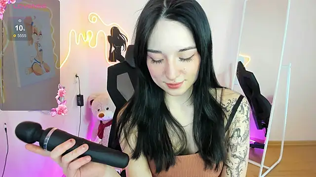 Chat +18 de AliceeinWonderlanddd ao vivo