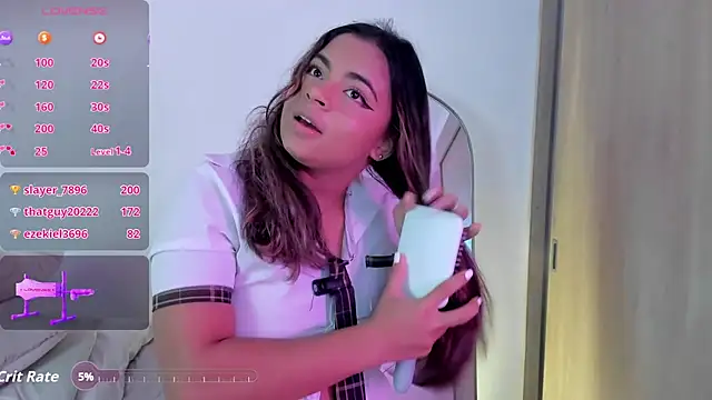 Chat +18 de valy_shyness ao vivo