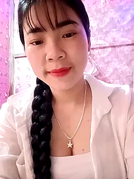 Show modela Girlsexxy-excitef na web-kameri