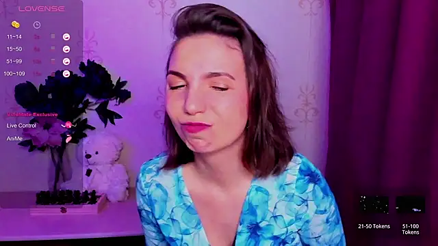 Chat XXX ao vivo de KindHazelHere_