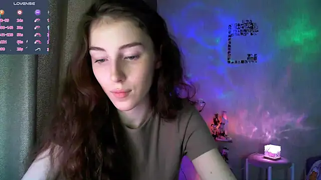 eskatmi's Live XXX Chat