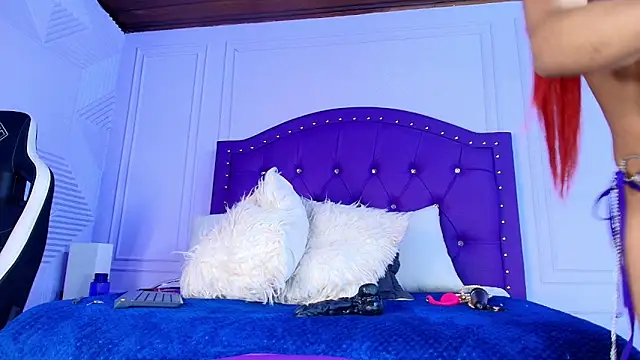 sarah_banks1's Live XXX Chat