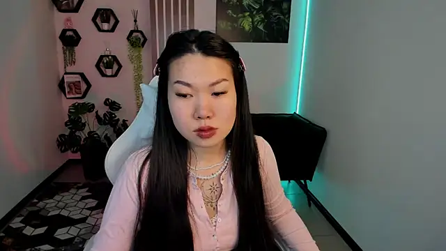 LunaPurrrのライブXXXチャット