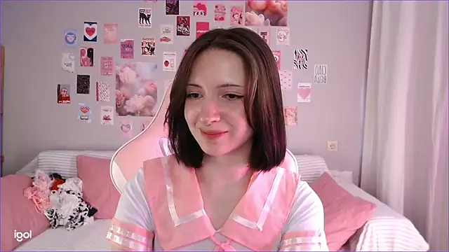 Lexi_Bottom Adlı Modelin Canlı XXX Sohbeti