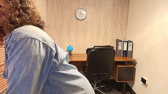 AuroraBrowのライブXXXチャット