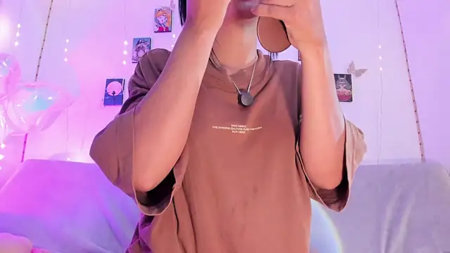 ineedmydaddy_'s Live XXX Chat