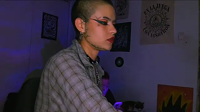 Chat +18 de alex_one888 ao vivo