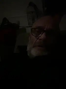 Shyboy817のライブXXXチャット