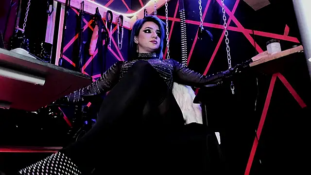 Онлайн ча т XXX missdarklady