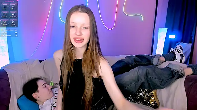 Онлайн чат XXX khloebeauty