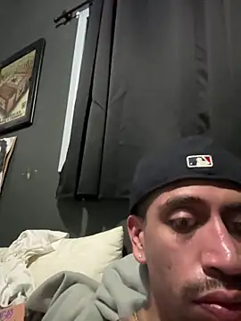 Chat +18 de busnfatnutsLildee ao vivo