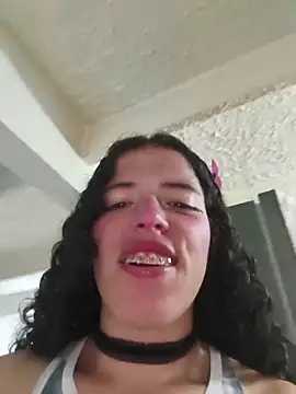 Chat +18 de vanesa_gomez ao vivo