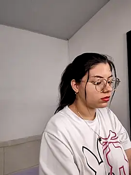 Онлайн чат XXX harper_ks