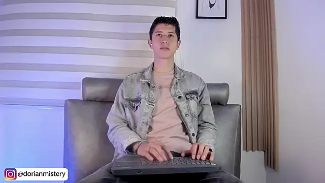 Živý XXX chat Dorianmistery2322_