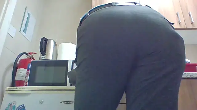 Expresshorse: διαδικτυακό σόου στην κάμερα