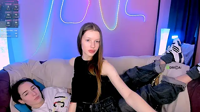 แชท XXX สดของ khloebeauty