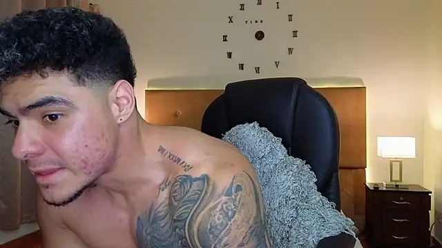 Steven_Velez Chat XXX in diretta