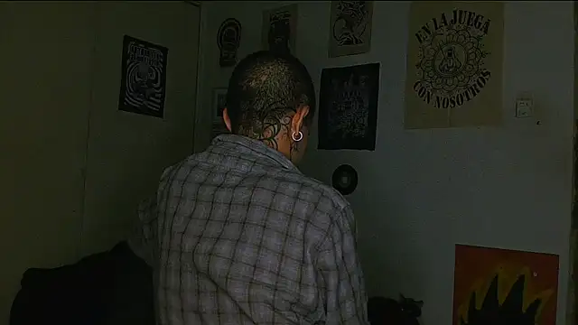 Chat +18 de alex_one888 ao vivo