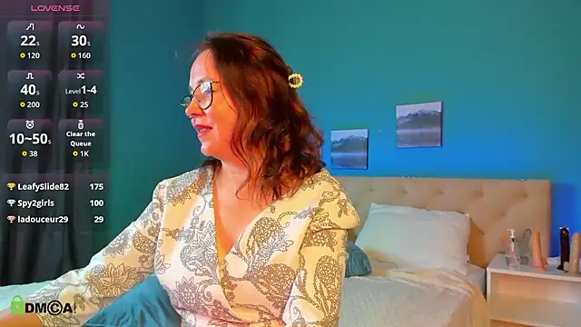 Kira_Adler Adlı Modelin Canlı XXX Sohbeti