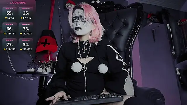 Navier__ Adlı Modelin Canlı XXX Sohbeti