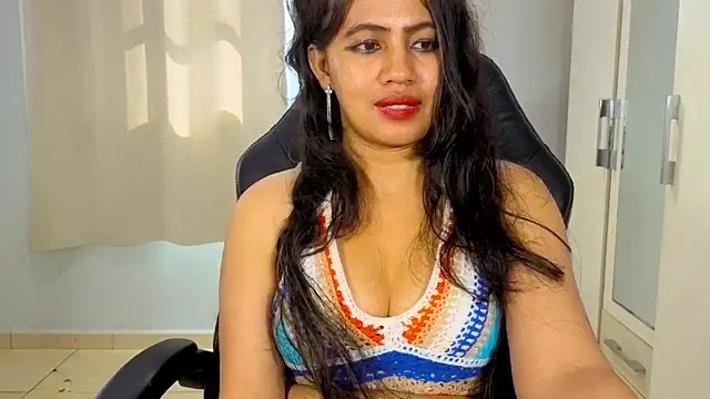 FannyXhot Adlı Modelin Canlı XXX Sohbeti