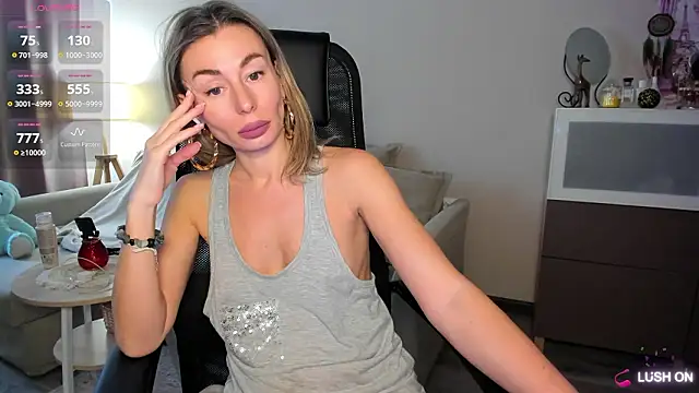 Živý XXX chat DannaEvan