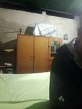 Franklin111230's Live XXX Chat