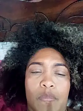 BiiancaEstradaa's Webcam Show